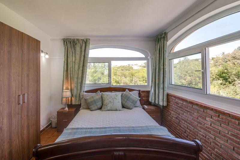 Foto 970fc897-caf6-4a11-8611-71e94cd38a9c. Chalet con parcheggio piscina in Coín