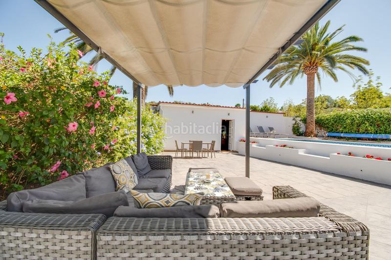 Foto bbd8f8a1-b61a-46f8-8e9d-31b856ae24fb. Chalet con parcheggio piscina in Coín