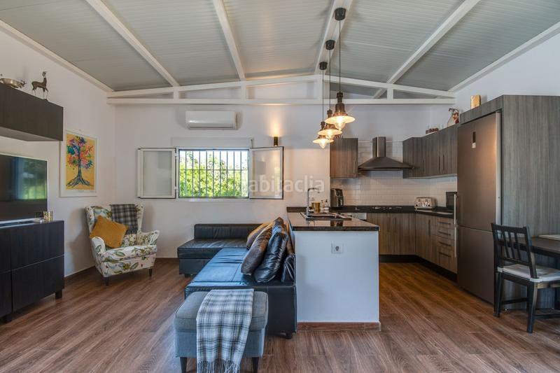 Foto d3d7bcda-019f-481f-ae95-689920c9c2ce. Chalet con parcheggio piscina in Coín