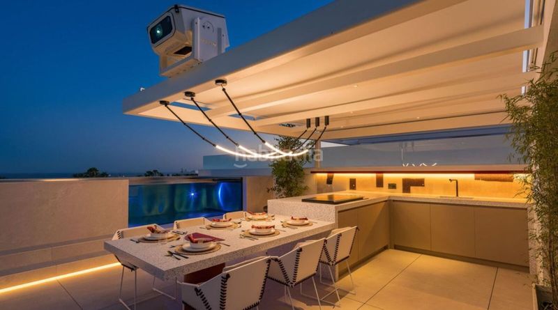 Foto 0da1ffaf-8bbe-4f0d-a055-1f58983cc312. Chalet en Las Lomas de Río Verde Marbella