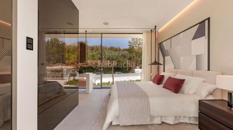 Foto 1f78c676-1552-461e-b8ab-f058dd6cf796. Chalet en Las Lomas de Río Verde Marbella