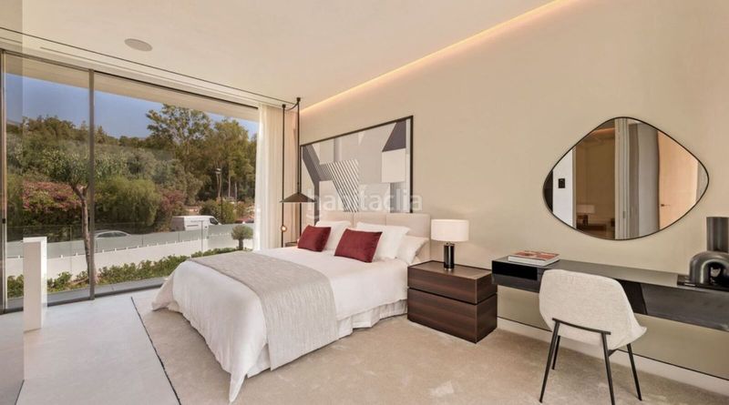 Foto 72a928fa-2066-493c-a435-f4341b343978. Chalet en Las Lomas de Río Verde Marbella