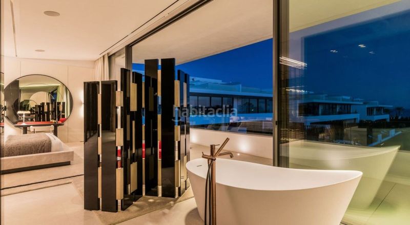 Foto 78178056-2836-46ab-81d1-1610431bf4b2. Chalet en Las Lomas de Río Verde Marbella