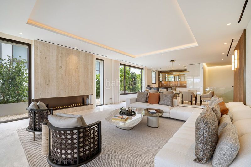 Foto 2809650d-3a0b-4d6c-a4d7-7974bf55e870. Dúplex amb aparcament piscina a Las Lomas de Río Verde Marbella