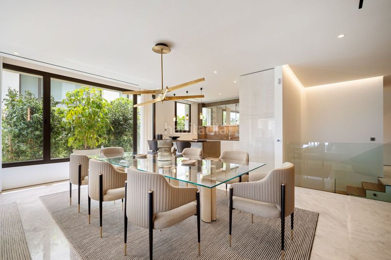 Foto 4fbc15e0-6761-4774-be14-e04a6b35aed7. Dúplex amb aparcament piscina a Las Lomas de Río Verde Marbella