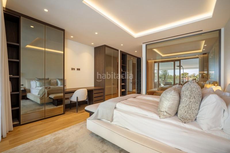 Foto 4c9fd335-910c-4f12-a16f-c92ddd745083. Duplex with parking pool in Las Lomas de Río Verde Marbella