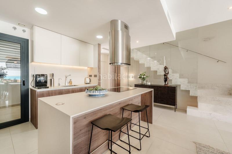 Foto d8d4df99-3b3e-44f7-9b47-57c3734117d5. Casa a schiera con parcheggio piscina in Puerto Banús Marbella