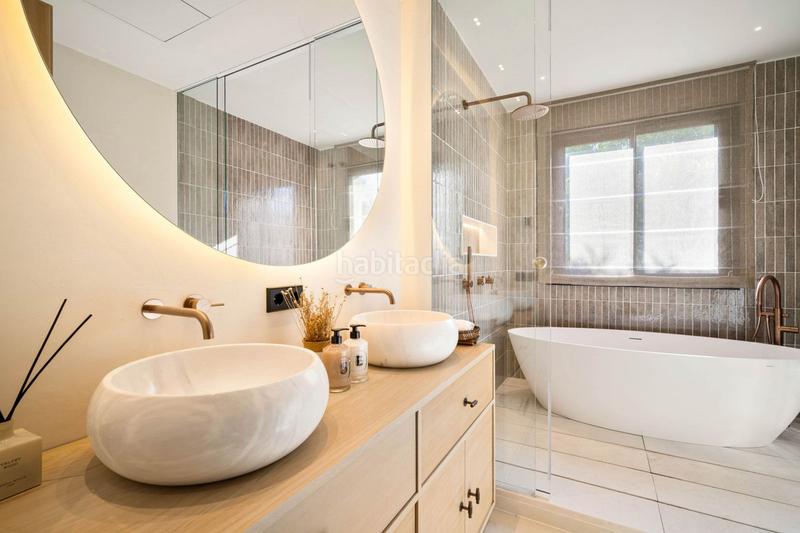 Foto 0b7b37b8-1ea2-4730-af62-d19dee6e1a45. Chalet en Las Brisas Marbella
