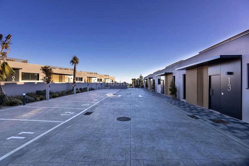 Foto 796914ce-e261-43b6-b523-df51fe721e03. Casa a schiera con parcheggio piscina in El Faro de Calaburra - Chaparral Mijas