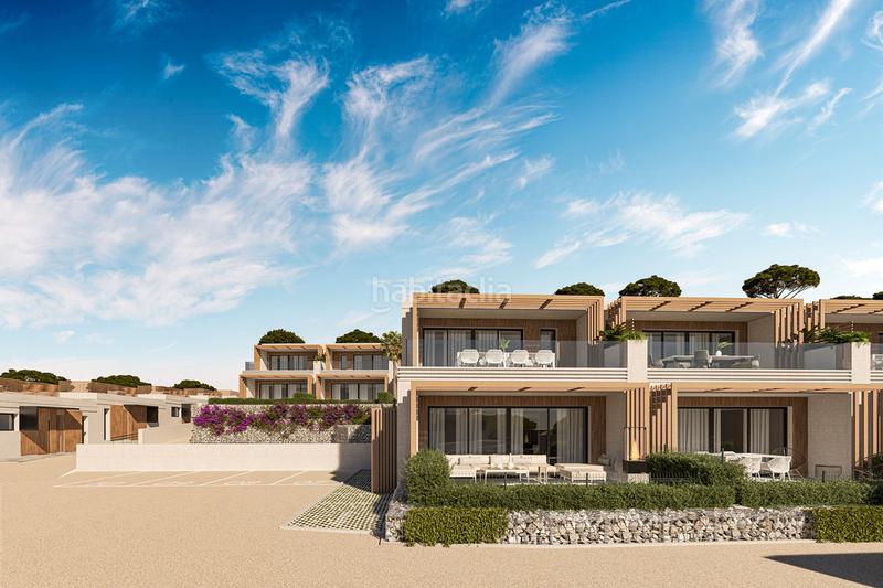 Foto aaa0b88e-3b61-40d9-84fa-d462edc6ed67. Casa a schiera con parcheggio piscina in El Faro de Calaburra - Chaparral Mijas