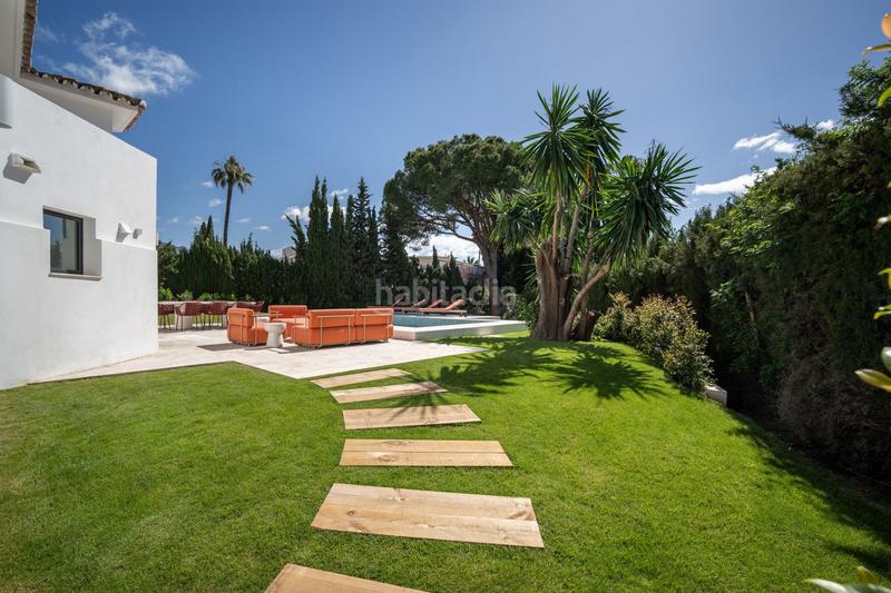 Foto 443936b5-14a7-4f41-990a-320264ca5d3d. Chalet with parking pool in Los Naranjos Marbella