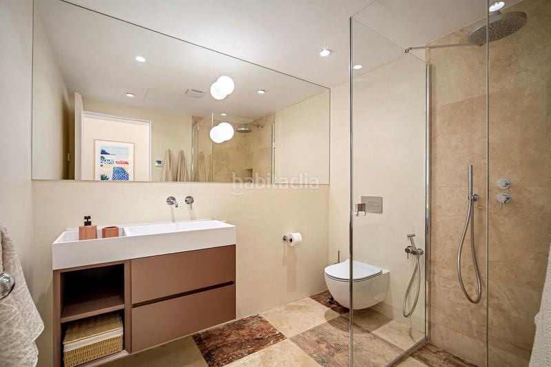 Foto 522a24e2-7229-4fe6-984b-ca47bd63b267. Chalet with parking pool in Los Naranjos Marbella