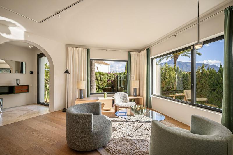 Foto bdddde4b-73a8-4eba-a6c1-ee262a1efeaa. Chalet with parking pool in Los Naranjos Marbella