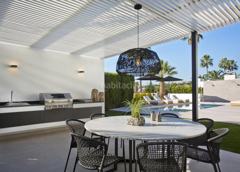 Foto 119523af-4c00-430d-9e37-88d3afd7c3d4. Chalet mit parking pool in Los Naranjos Marbella