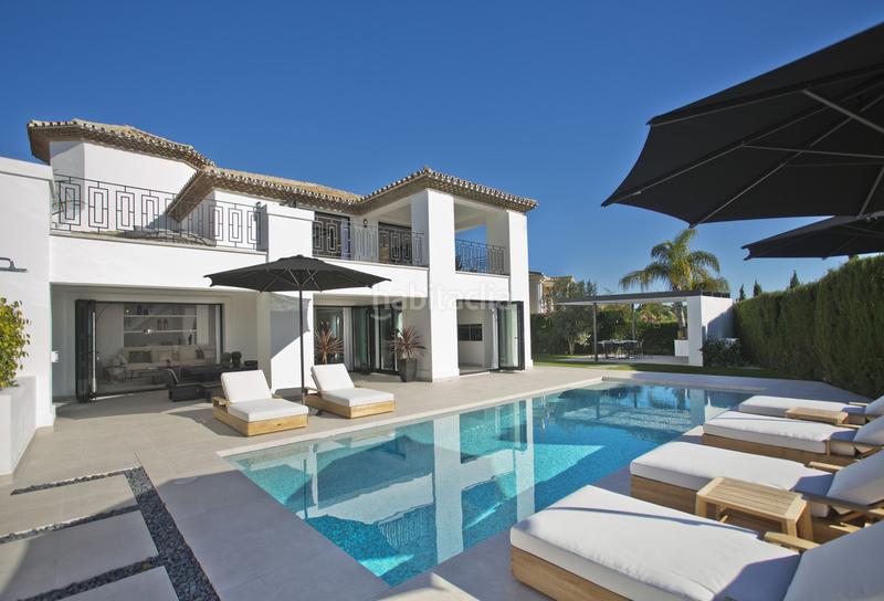 Foto 31921a33-3ec6-49b8-8801-8304d43a96d1. Chalet en Los Naranjos Marbella