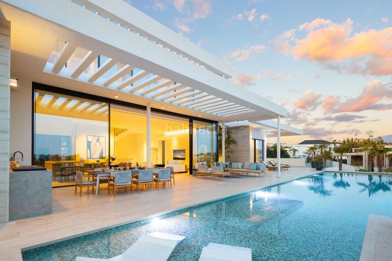 Foto d8708493-2b1c-439d-8c96-8aea095a3353. Chalet con parcheggio piscina in Los Flamingos Benahavís