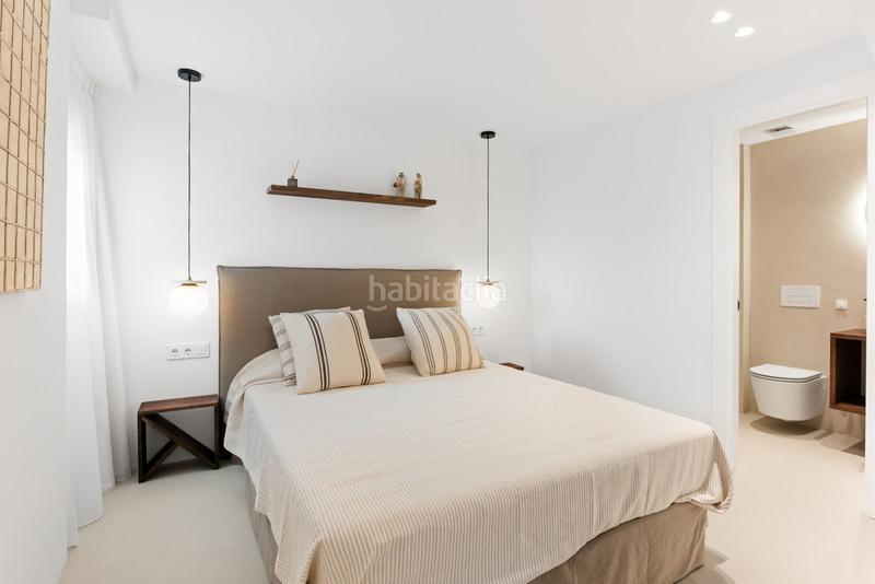 Foto 49260df9-d5b1-4ae3-9d29-f298d5504b60. Flat with parking pool in Puerto de la Duquesa Manilva