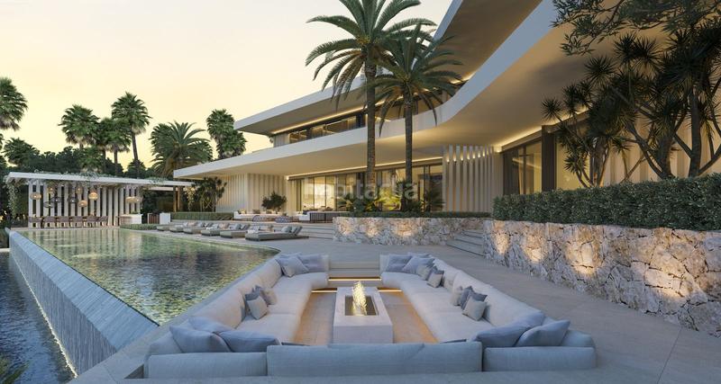 Foto 13dc51bf-5ee6-4b3d-846a-1ba7f42dadf7. Chalet mit parking pool in Los Naranjos Marbella