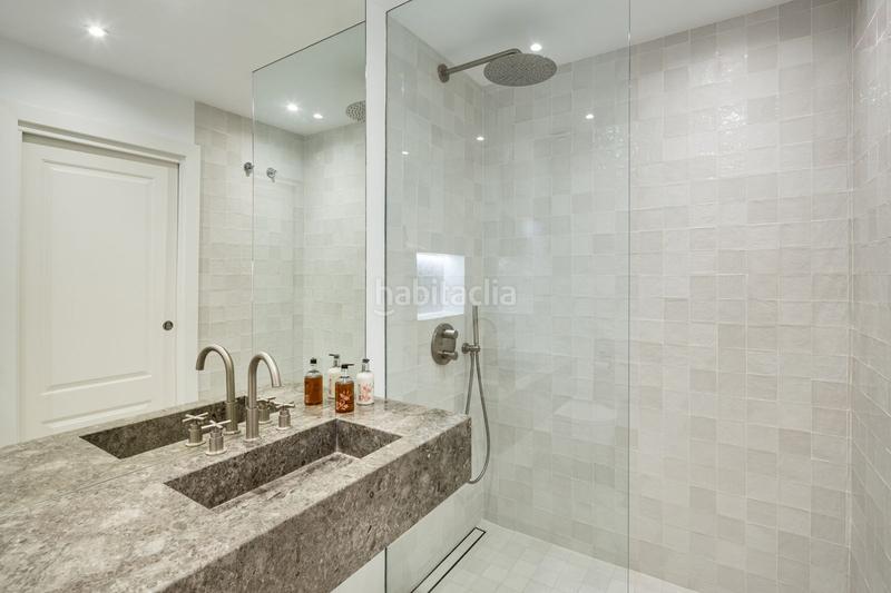 Foto 03dc32e5-8efb-4bb9-ada5-696a2b193265. Dúplex amb aparcament piscina a Sierra Blanca Marbella