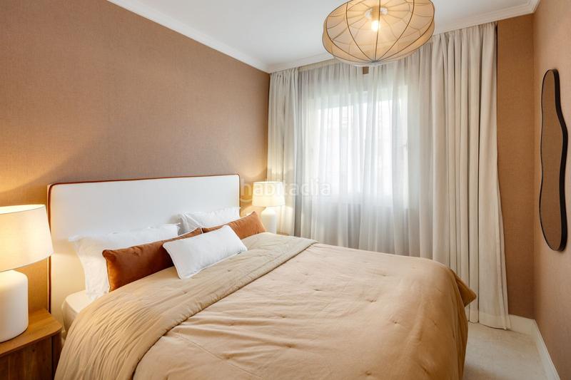 Foto 4f78cdfa-e59b-4dba-8cc3-dc761866fa47. Dúplex amb aparcament piscina a Sierra Blanca Marbella