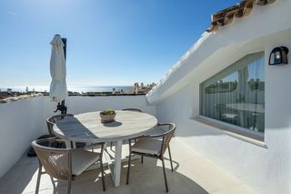 Zweistöckige Wohnung in Sierra Blanca