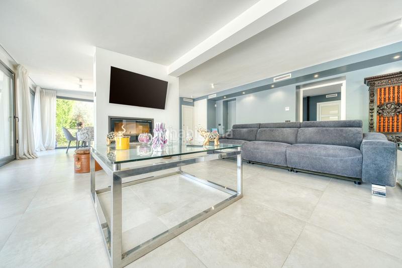 Foto 01f065f7-c10d-41a0-a0c5-b94f70ccbbec. Chalet avec parking piscine dans Centro Alhaurín el Grande