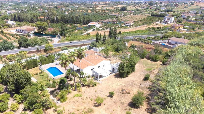 Foto 822260a5-e3ea-430f-82fd-93cbd50e7d46. Chalet avec parking piscine dans Centro Alhaurín el Grande