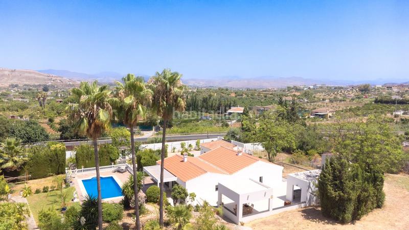 Foto e4369b36-d8cc-4468-a09f-91979e3f7d12. Chalet avec parking piscine dans Centro Alhaurín el Grande