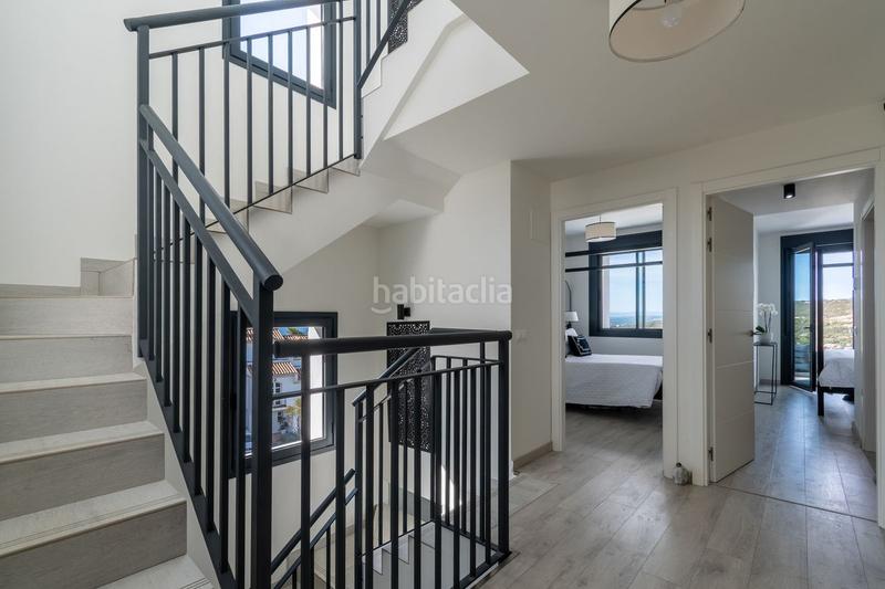 Foto 6e5d4c9a-b48f-4e10-bd4b-e9bfa86cb877. Casa adosada en Chullera Manilva