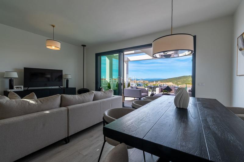 Foto 449241d5-1b2f-42ce-8484-2f1f87e95320. Semi detached house with parking pool in Chullera Manilva