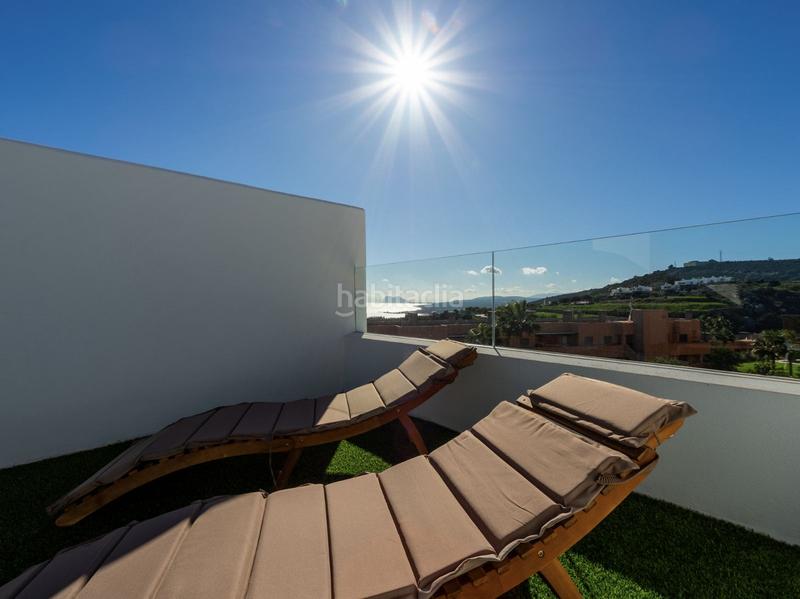 Foto 4f77783f-ab38-47bb-b258-92f5c2df4aa3. Semi detached house with parking pool in Chullera Manilva