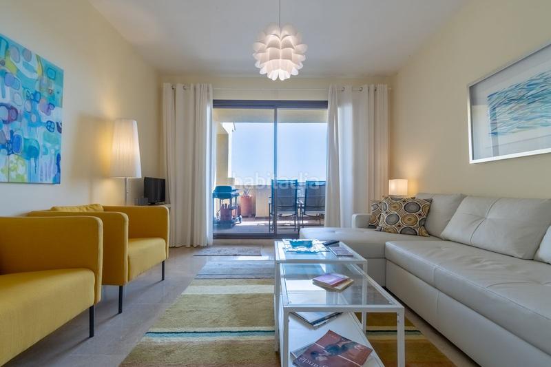 Foto 08dd7b14-e0b4-4a76-b7f2-9a633ead61c8. Apartament amb aparcament piscina a La Duquesa Manilva