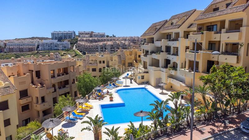 Foto 2cf1f657-4784-4c5b-8894-8146476fb80e. Apartament amb aparcament piscina a La Duquesa Manilva