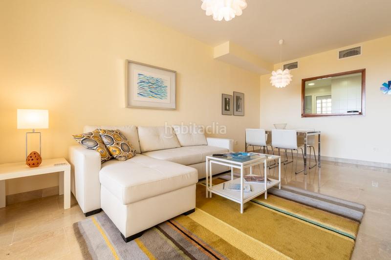 Foto 91652614-eda8-4ce2-931a-7458f2f75d4a. Appartement mit parking pool in La Duquesa Manilva