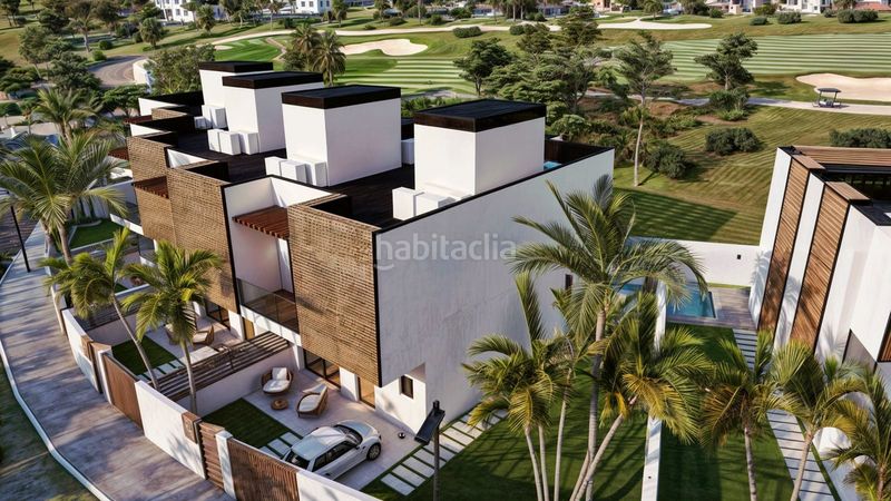 Foto cd5d9e62-b105-467e-be40-143c66ba4370. Casa a schiera con parcheggio piscina in Estepona golf Estepona