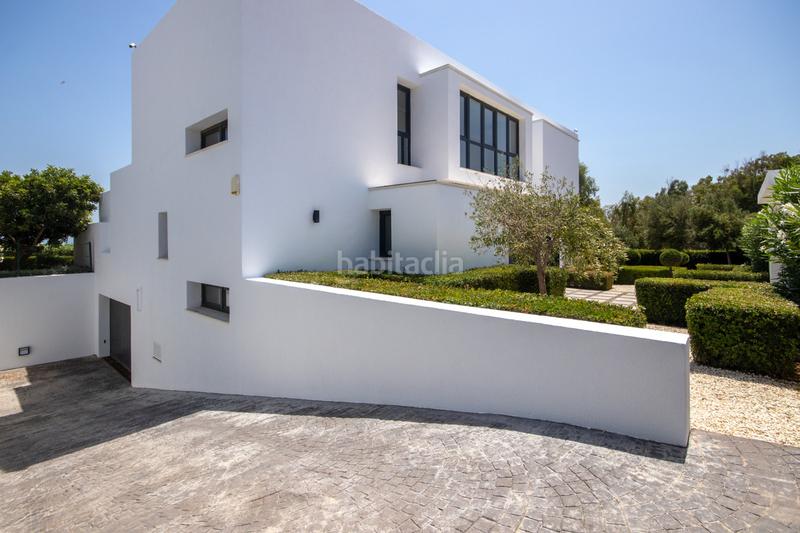 Foto 2c88cb36-c847-42ce-9c70-18d560749bf4. Chalet mit parking pool in Chullera Manilva