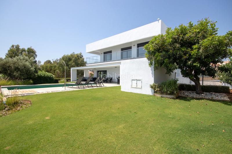Foto fc2ed37c-e724-4d57-a61b-5a806846dde3. Chalet mit parking pool in Chullera Manilva