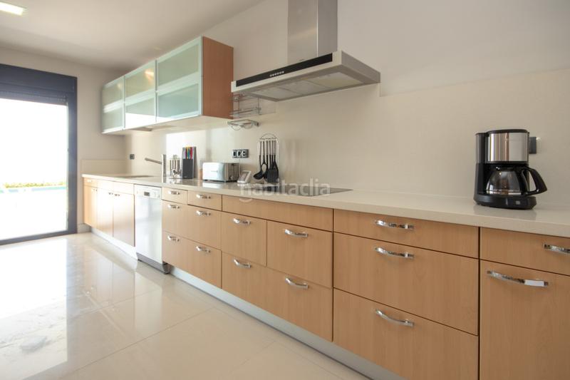 Foto 3277ab42-d84f-4ef9-ba09-e35fe1d95b7c. Chalet avec parking piscine dans Chullera Manilva