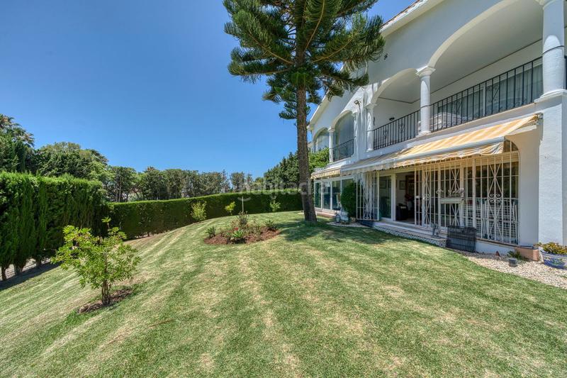 Foto 3b2075a9-e118-4a02-825e-8269fb9ab145. Ground floor with pool in Paraiso - Barronal Estepona