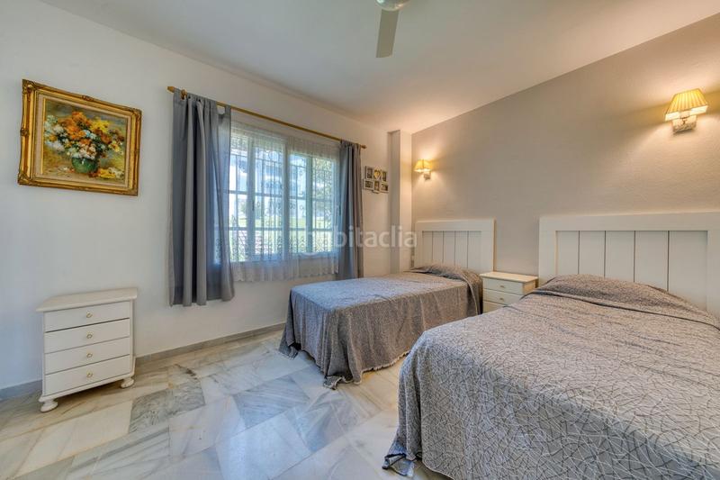 Foto 2a60dea3-56e7-4f68-a282-d2bab018b8da. Planta baja en Paraiso - Barronal Estepona