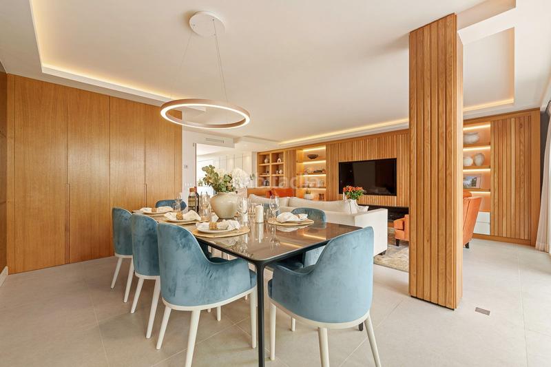 Foto 5b6c1c3b-1f8b-4ff7-ba29-353f6a0fce50. Casa a schiera con parcheggio piscina in La Carolina - Guadalpín Marbella