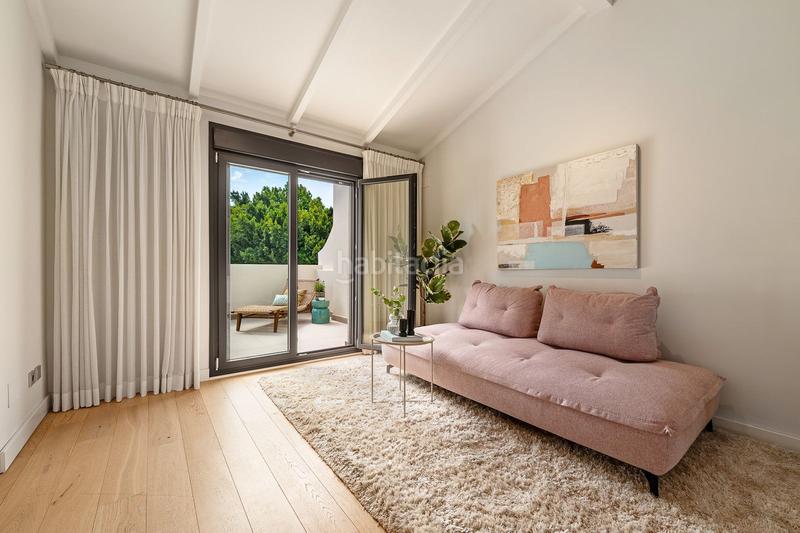 Foto 3c35c763-a2b0-442b-867c-c4cd049cdda8. Semi detached house with parking pool in La Carolina - Guadalpín Marbella