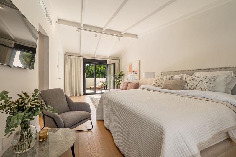 Foto c001eed6-4af8-423d-b58f-b18c3c66ffe2. Semi detached house with parking pool in La Carolina - Guadalpín Marbella