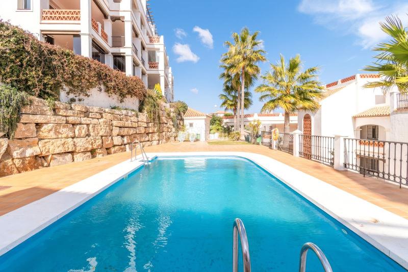 Foto 803dd4c9-2a56-499e-a1f6-e4378081d1d5. Piano terra con piscina in Calahonda Mijas