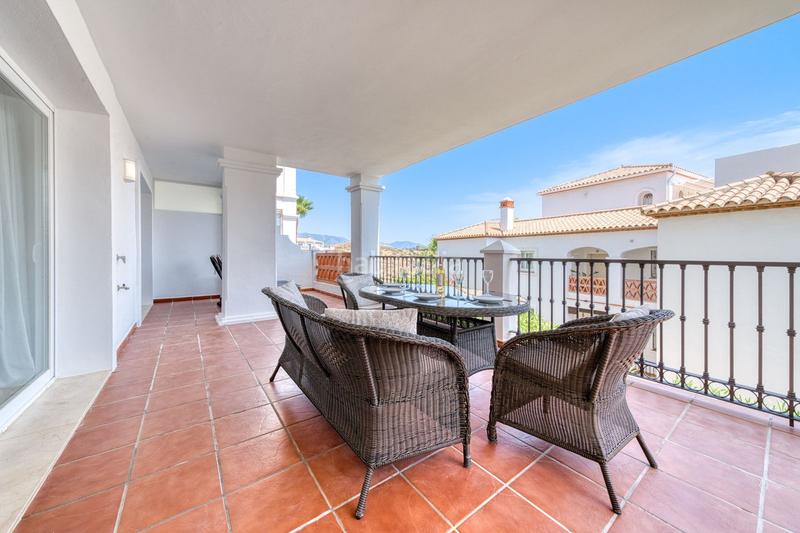 Foto b3670ef2-c874-433b-9dad-5b85df28f17a. Piano terra con piscina in Calahonda Mijas