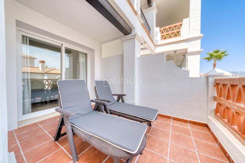 Foto e5941f3a-a182-42e4-8510-41417d658d13. Piano terra con piscina in Calahonda Mijas