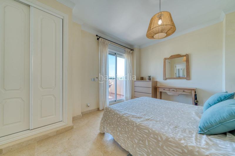 Foto 0cd255c8-175d-4dd4-994f-89ef9158e74a. Casa a schiera con parcheggio piscina in La Duquesa Manilva