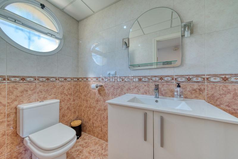 Foto 16a216d5-0f75-4c04-b486-9f7c3c3f1608. Semi detached house with parking pool in La Duquesa Manilva
