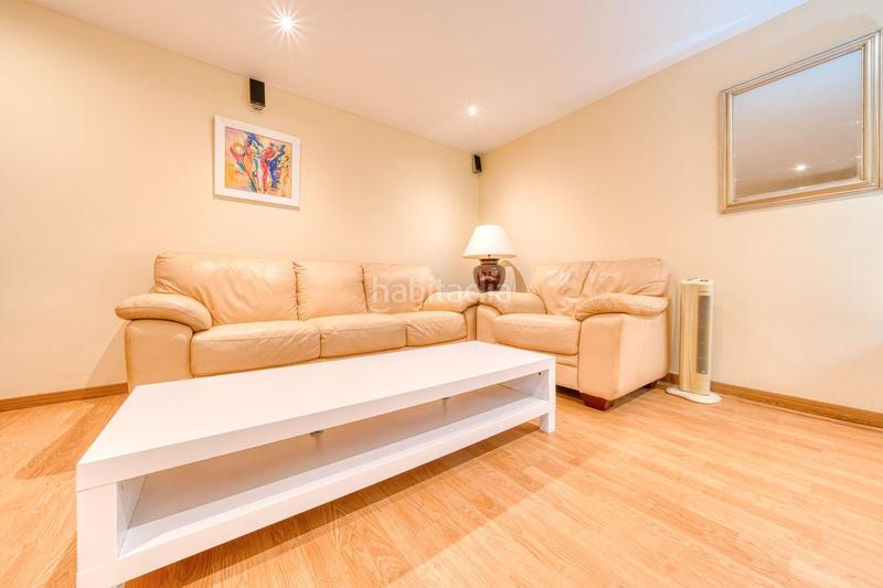 Foto 1d86fafd-88da-48a3-b617-aaacb6a52685. Semi detached house with parking pool in La Duquesa Manilva