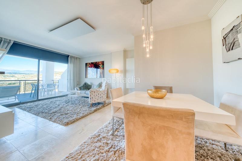 Foto c8c1b578-d2d4-4c99-b019-8a7e6c073b46. Apartment with parking pool in Los Flamingos Benahavís
